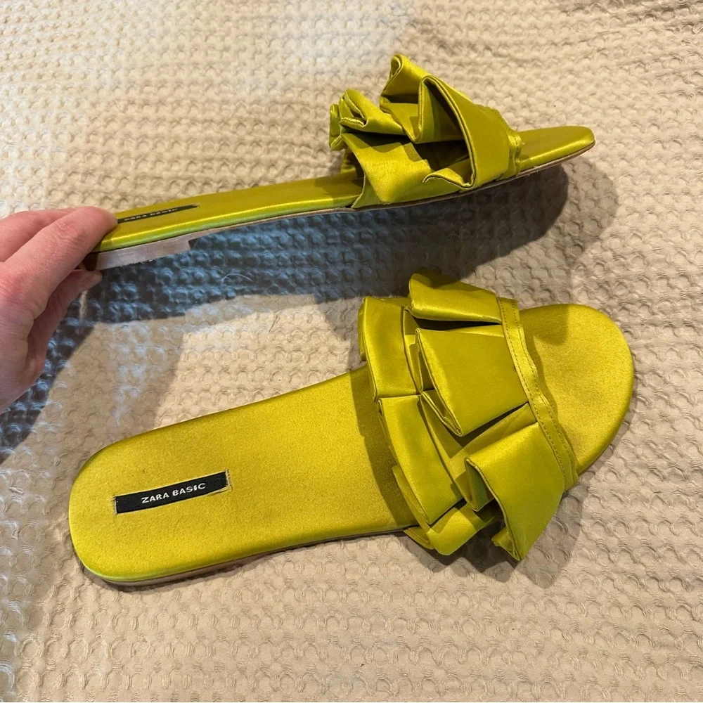 Zara Yellow Green Chartreuse Ruffle Satin Slide Sandals Sz 11 - Picture 5 of 6